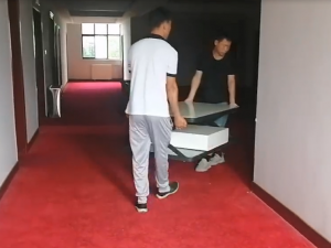 搬家現(xiàn)場(chǎng)視頻